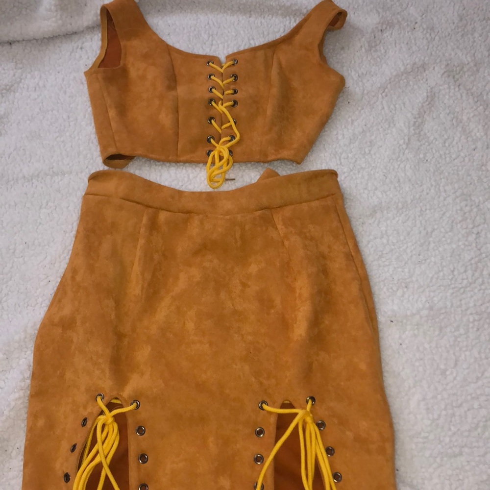 Trendy 2 piece outfit